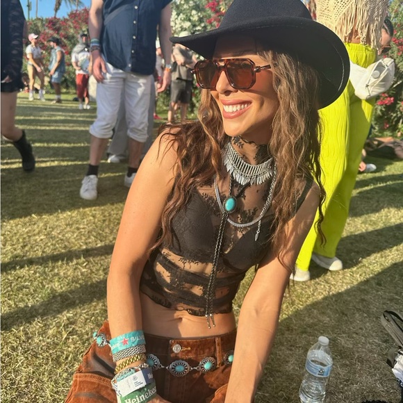 Free People X Intimately FP Solid Nice Try Muscle Top in Black ( REVOLVE ) - Picture 2 of 3